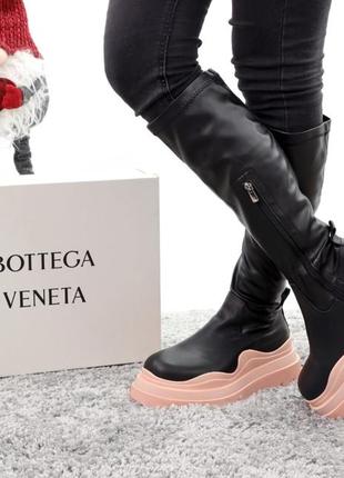 Bottega veneta black pink популярные высокие зимние сапоги натуральная кожа с мехом черные на розовой подошве кожа9 фото