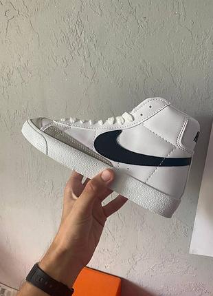 Женские кожаные белые кроссовки nike blazer кросівки найк блейзер білі