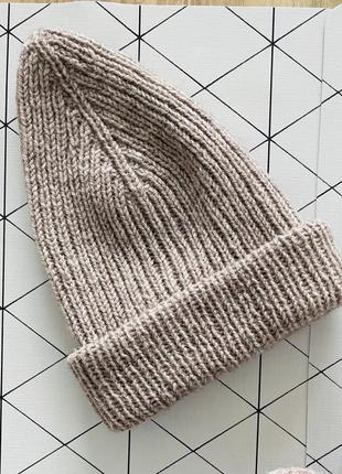 Шапка на замовлення у будь якому кольорі