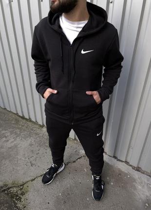 Спортивний костюм