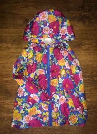 Чудова куртка-вітровка для маленької модниці