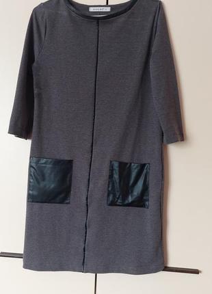 Сукня прямого крою