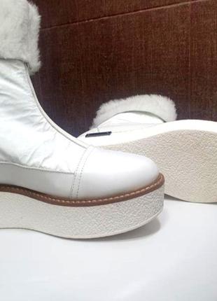 Зимние белоснежные ботинки2 фото