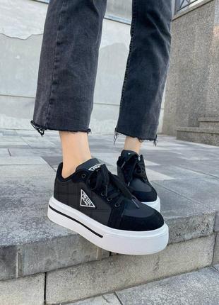 Жіночі кросівки prada re-nylon bryshed black/white8 фото