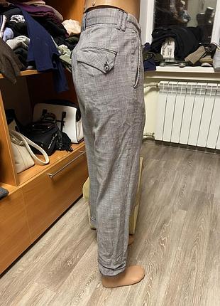 Брюки свободного спортивного кроя