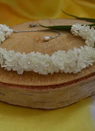 Кольє - джгут з фоамірану з білими перлами ′яблуневий цвіт′