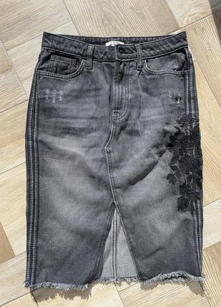 Стильна джинсова спідниця розміру xs1 фото