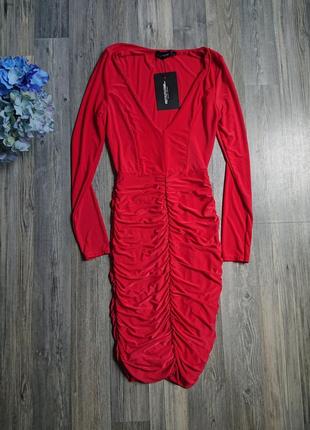 Красиве червоне плаття по фігурі з драпіруванням і довгим рукавом р. s/xs8 фото