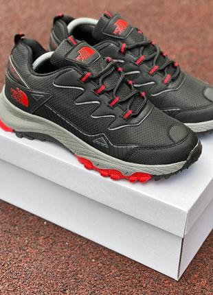 Осінні чоловічі чорні з червоним кросівки the north face🆕 кросівки кроссовки зе норд фейс1 фото