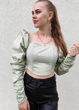 Стильний оливковий топ