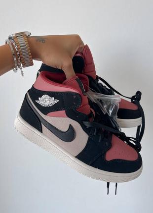 Круті жіночі кросівки топ якість 📝