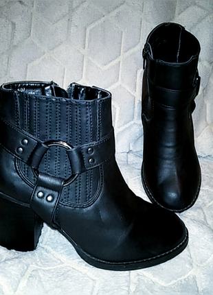 Стильные ботильоны, ботинки, ботиночки, полусапожки, туфли на устойчивом квадратном каблуке