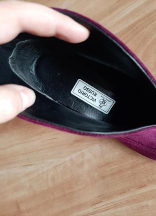 Демісезонні фіолетові замшеві чобітки ботильйони на каблуці6 фото