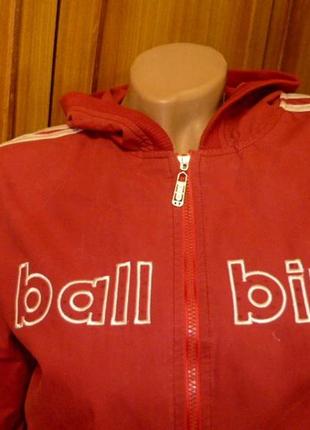Легка курточка,спортивна куртка кельми з капюшоном червона3 фото