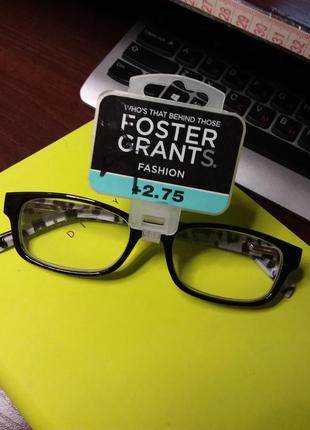 Окуляри  в пластиковій оправі +2.75