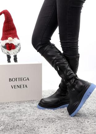 Bottega veneta black blue популярные высокие зимние массивные сапоги ботинки черные голубая подошва натуральная кожа с мехом4 фото