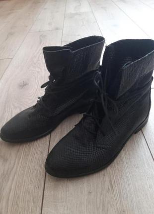 Шкіряні черевики