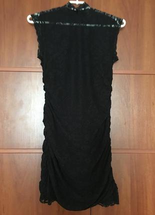 Чёрное маленькое кружевное платье размер s-m