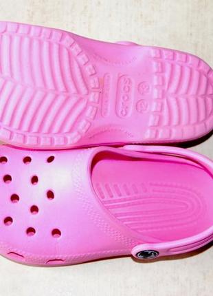 Crocs - детские шлёпанцы престижного бренда c12/c13 (29-30-й размер, стопа 18,3 см)3 фото