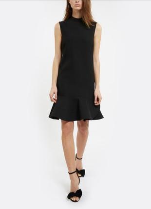 Чорна маленька сукня sandro з воланом1 фото