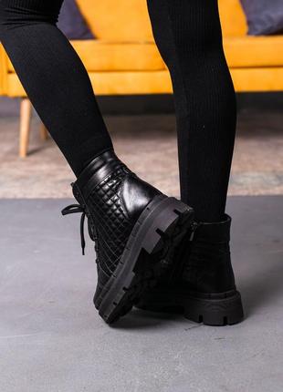 Стильні черевики жіночі шкіряні чорні зимові шкіра (зима 2022-2023)6 фото