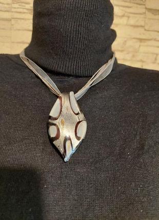 Підвіска на шифоновому шнурі