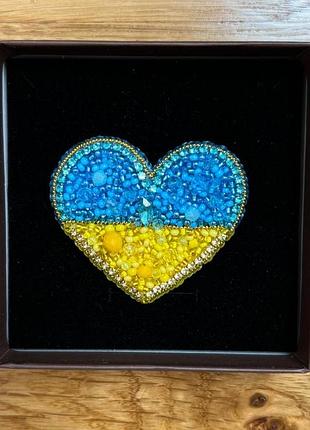 Патріотична брошка "серденько"
