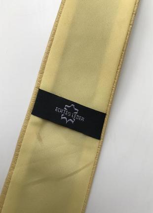 Винтажный узкий кожаный галстук светло-желтый винтаж кожа германия3 фото