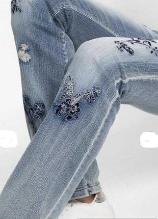 Новые  джинсы с красивой вышивкой, 42 /ua 50.3 фото