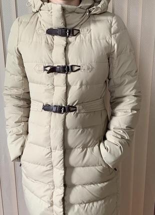 Жіночий пуховик