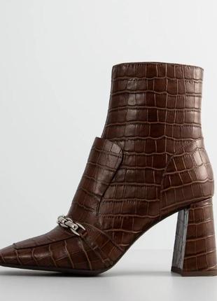 Туфлі jeffrey campbell