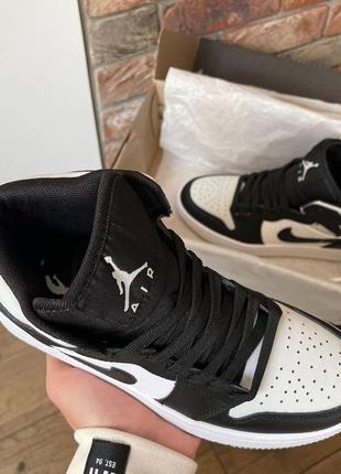 Кросівки nike air jordan 1 retro white black grey3 фото