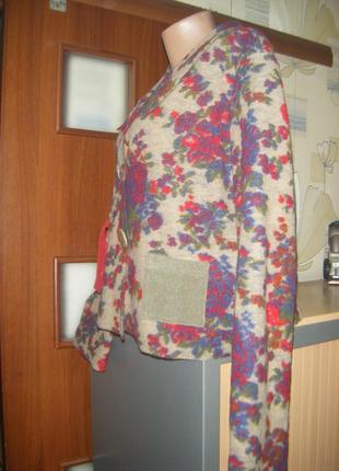 Яркий пиджак из вяленной шерсти, размер l3 фото
