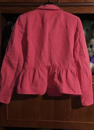 Неймовірний піджак рожевий з баскою4 фото