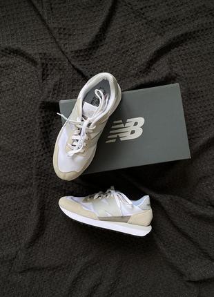 Чоловічі кросівки new balance 2371 фото