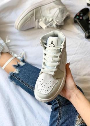 Чоловічі кросівки nike air jordan 1 retro high grey camo5 фото