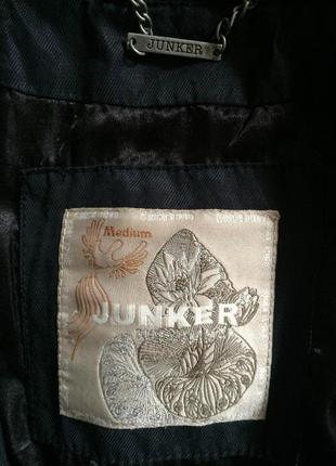 Классный черный плащик-пиджак junker3 фото
