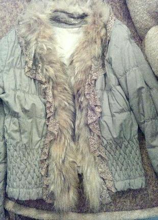 Шикарна курточка утеплена натур єнот