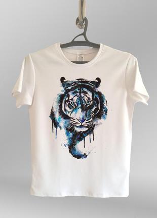 Чоловіча футболка з принтом тигр1 фото