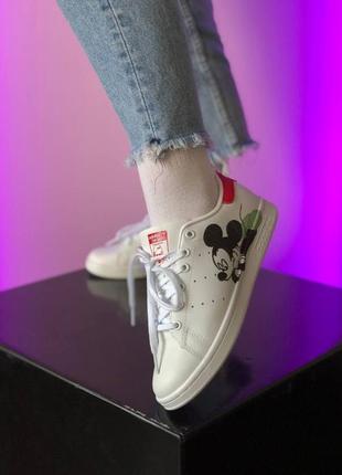 Жіночі кросівки  Jeremy Scott x adidas Originals "Shark" mickey Duramo женские кроссовки адидас3 фото