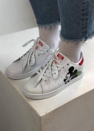 Жіночі кросівки  Jeremy Scott x adidas Originals "Shark" mickey Duramo женские кроссовки адидас4 фото