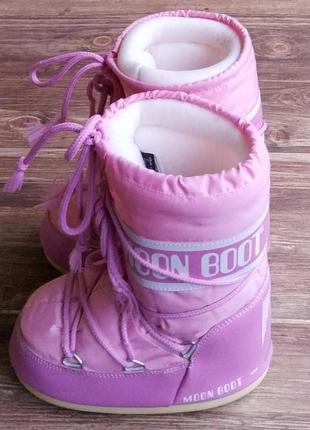 Ботинки снегоходы moon boot. размер 27/30.