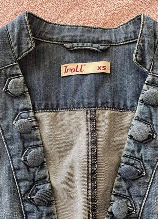 Вкороченa джинсова  куртка troll розмір xs3 фото