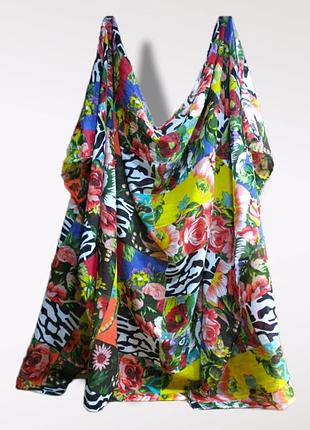 Дуже гарний палантин, великий шарф