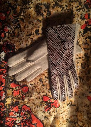 Продам новые перчатки ,размер м.