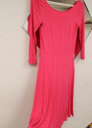 Яскраве жіноча рожеве трикотажне плаття3 фото