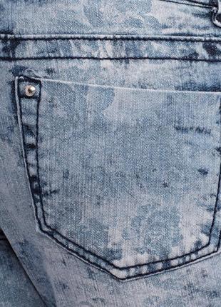 Модные рваные джинсы в состоянии новых3 фото