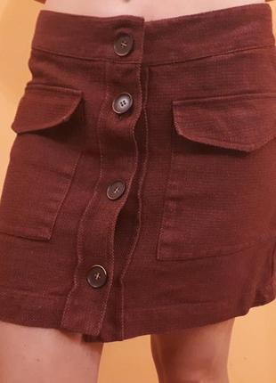 Бордовая юбка-трапеция на пуговицах2 фото