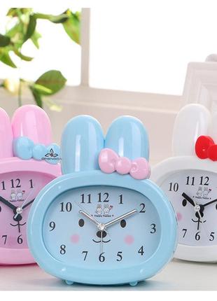 Детские настольные часы-будильник зайчик. розовый2 фото