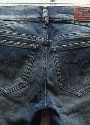 Женские джинсы diesel синего цвета с потертостями, slim-skinny,6 фото